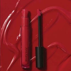 Mary Kay Unlimited Lip Gloss in Iconic Red.